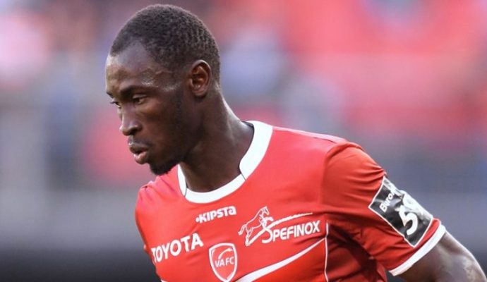 Saliou Ciss rejoint Angers SCO