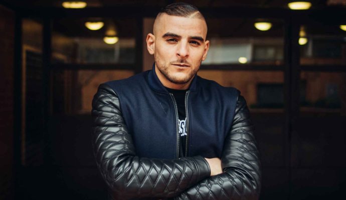 Le rappeur Sofiane en concert au Chabada