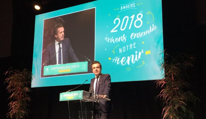 Les angevins au cœur de l’année 2018 annonce le maire lors de ses vœux