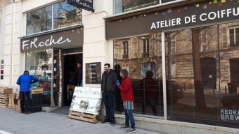 Les maraîchers trouvent refuge chez les commerçants à Angers