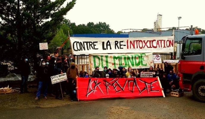 La bétonnerie Lafarge à Saint-Barthélemy d’Anjou bloquée depuis ce matin