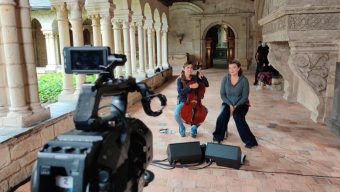 Chanteurs et musiciens enregistrent dans des lieux patrimoniaux angevins