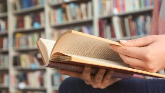 À Angers, cinquante ans d’ouvrages culinaires sont réunis dans cette bibliothèque