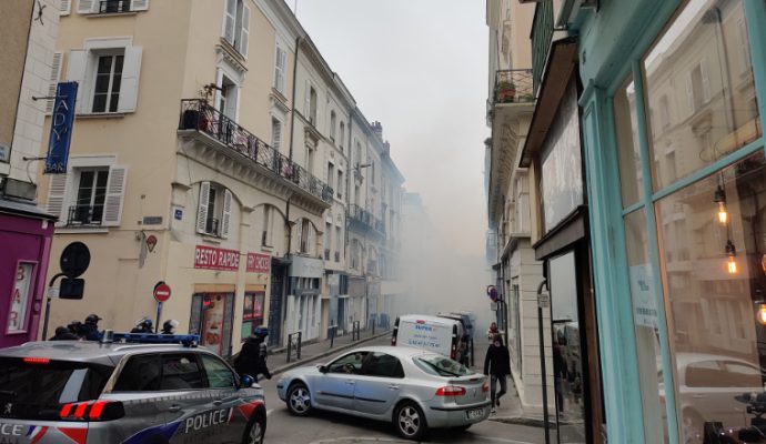 Affrontements rue du Cornet : « Nous examinons toutes les mesures qui pourraient être prises pour y mettre un terme »