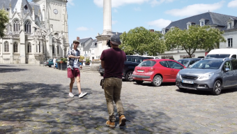 A la radio et sur Internet, il fait découvrir le patrimoine local