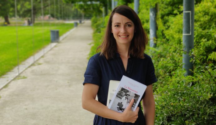 Biographe, elle recueille les histoires pour « laisser des empreintes »