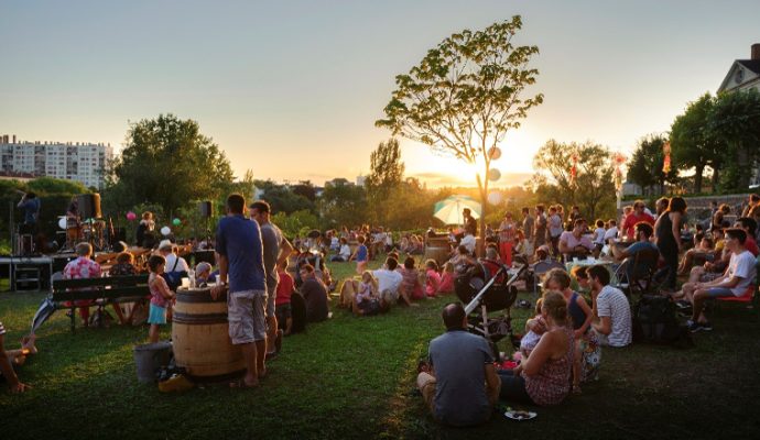 La 9ème édition de l’apéro-concert « Vigne & Folk » a lieu ce samedi 28 août