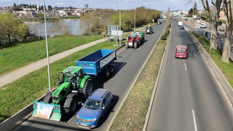 Manifestation voies sur berge entrepreneurs des territoires