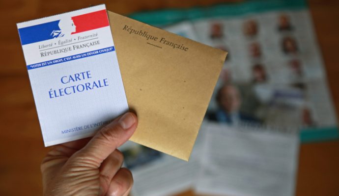 Élection présidentielle : un taux de participation en nette baisse à 17h