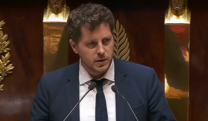 Julien Bayou expose sa vie privée pour se défendre