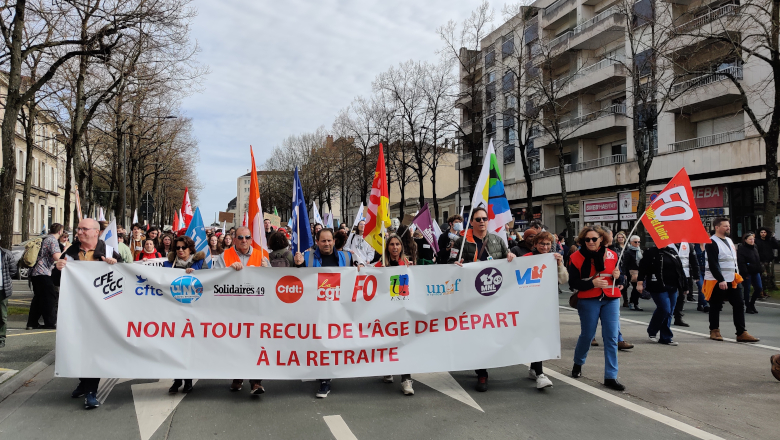 Manif retraites tête de cortège Roi René