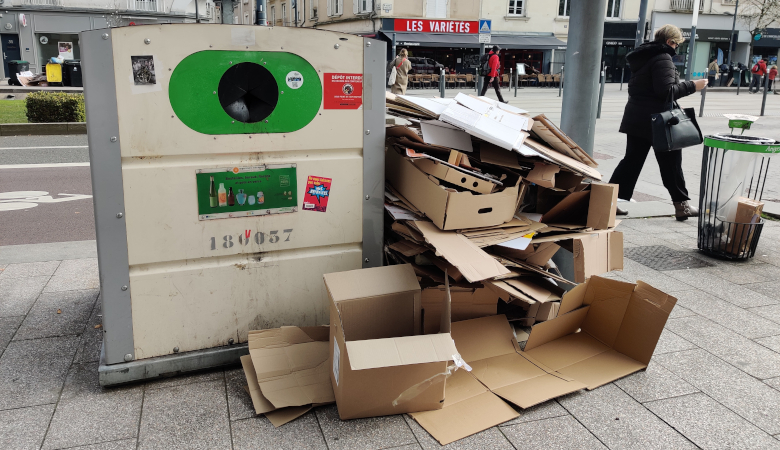 Poubelles rues d'Angers