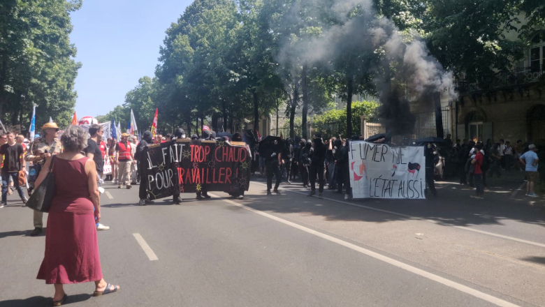 Cortège Roi René - Manif des retraites