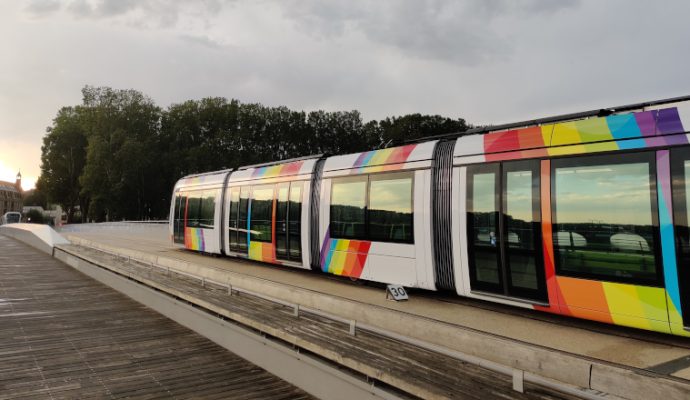 Les deux nouvelles lignes de tramway entrent en service