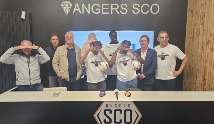 A Angers, le cécifoot favorise l’inclusion des jeunes déficients visuels