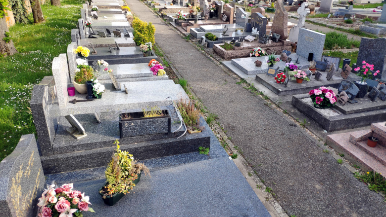 Cimetière - © Adobe Stock