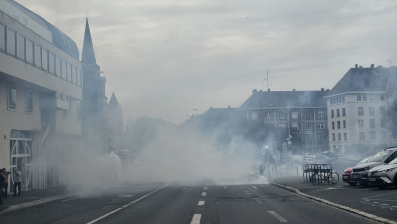 Lacrymogène - Manifestation austérité