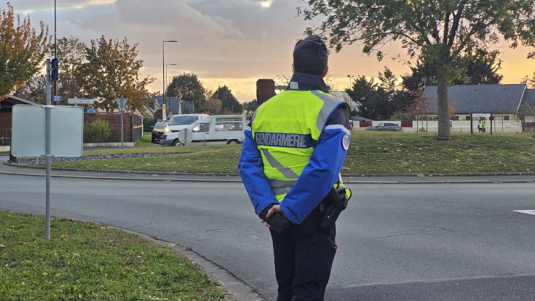 Gendarme - contrôle - routier