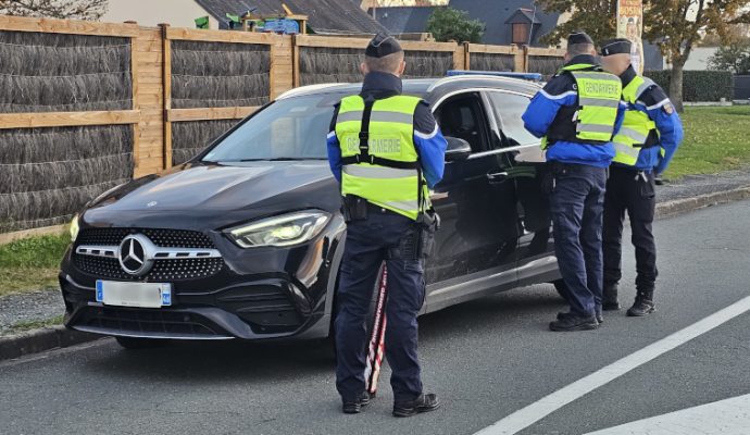 Sécurité routière : les gendarmes multiplient les contrôles dans le Maine-et-Loire