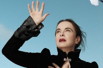 Amélie Nothomb contrainte d’annuler sa participation aux Entretiens Littéraires