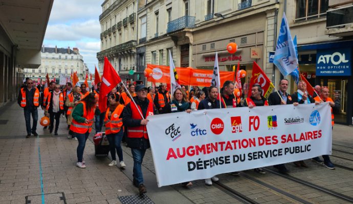 Un millier de manifestants réunis pour dénoncer le manque de moyens du service public