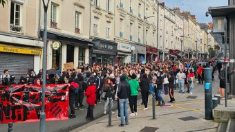 La manifestation contre l’extrême droite a rassemblé près de 500 personnes