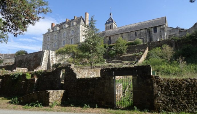 Loto du patrimoine : les Jardins suspendus du presbytère de Denée sélectionnés