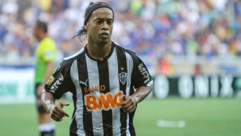 Ronaldinho, la star brésilienne de football, bientôt à Angers pour un match de gala