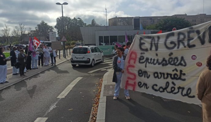 La mobilisation des agents des services hospitaliers se poursuit au CHU d’Angers