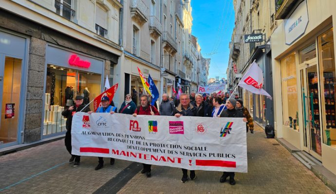 Près de 200 retraités mobilisés à Angers contre le report de la revalorisation des pensions