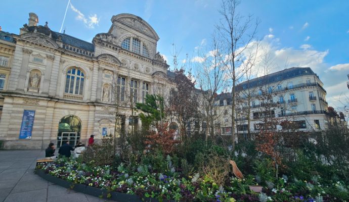 La place du Ralliement se pare d’un jardin éphémère