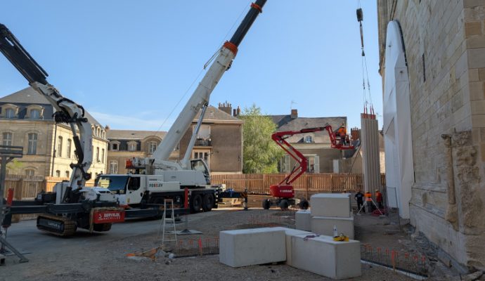 Le chantier de la galerie contemporaine de la cathédrale d’Angers entre dans le vif du sujet