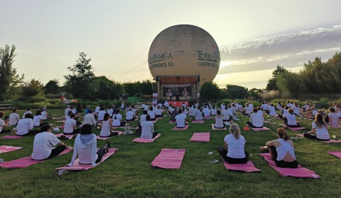 Des séances de yoga en plein air pour la bonne cause ce vendredi 27 juin