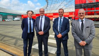 Jean Castex et Christophe Béchu officialisent la reconduction de la RATP Dev sur le réseau Irigo