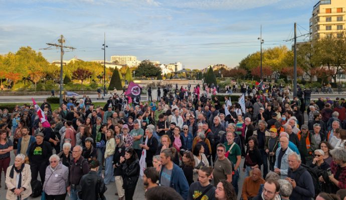 Plus de 300 manifestants mobilisés à Angers contre la Nuit du bien commun