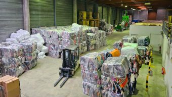 Face à l’afflux massif de vêtements, Apivet cherche à préserver son activité