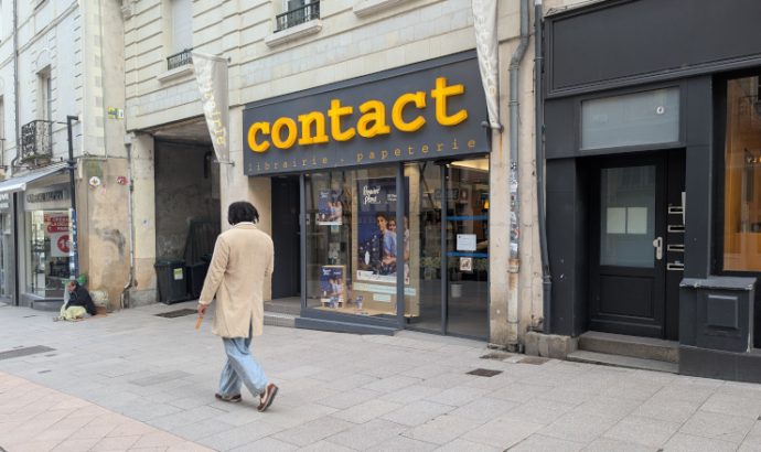 Menacée de fermeture, la librairie Contact a trouvé un repreneur
