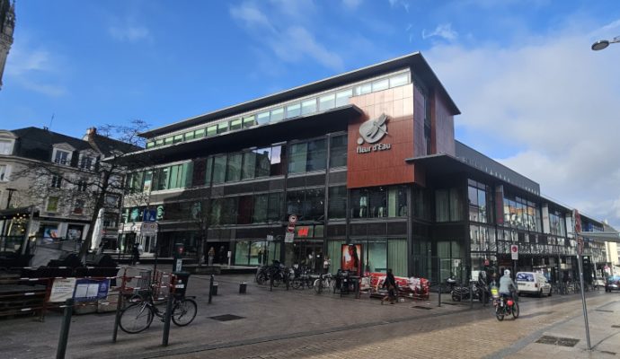 Quelques mois après Starbucks, une nouvelle enseigne de restauration ferme à Fleur d&rsquo;Eau