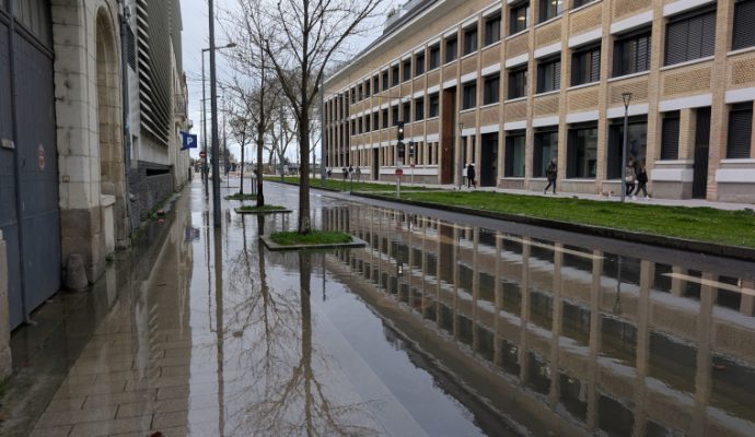 Inondations : le centre-ville d&rsquo;Angers de moins en moins accessible