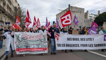 « Les conditions sont déplorables pour les malades » : à Angers, la mobilisation autour des urgences se poursuit