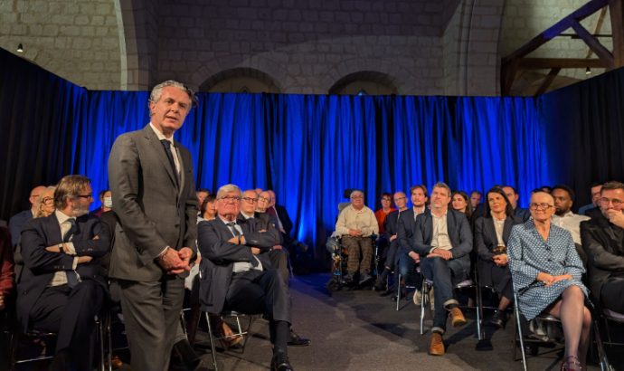 Municipales 2026 : Christophe Béchu dévoile l&rsquo;ensemble de sa liste