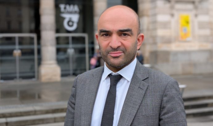 Municipales : Arash Saeidi (Angers populaire) répond à nos questions