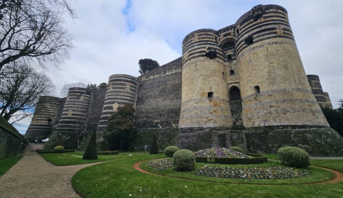 Les jardins des fossés du château d&rsquo;Angers ouverts au public ce samedi 21 mars