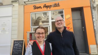 Une nouvelle rôtisserie-fromagerie vient d’ouvrir dans le centre-ville d’Angers