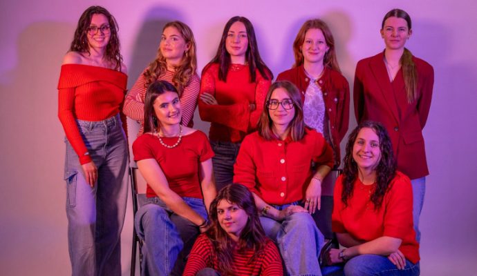 À Angers, un projet étudiant propose une soirée immersive autour de la couleur rouge