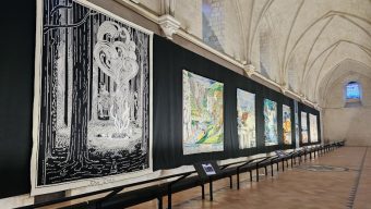 À Angers, une exposition inédite revisite l’œuvre de Tolkien par la tapisserie contemporaine