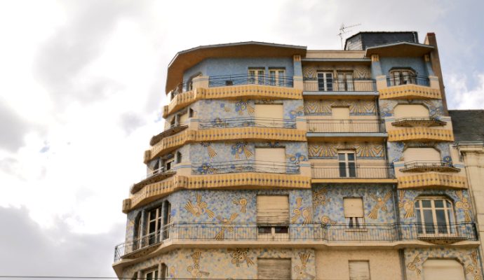 La célèbre Maison bleue a retrouvé des couleurs